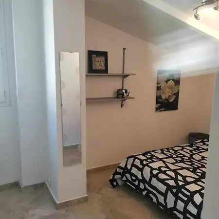 D'hotes Dans - Les Maures - D'artiste 